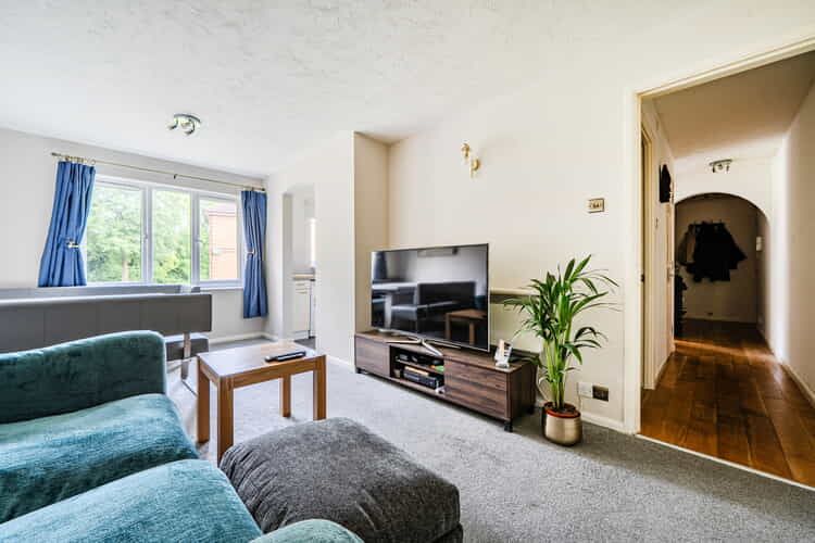 Property photo 3 of 19