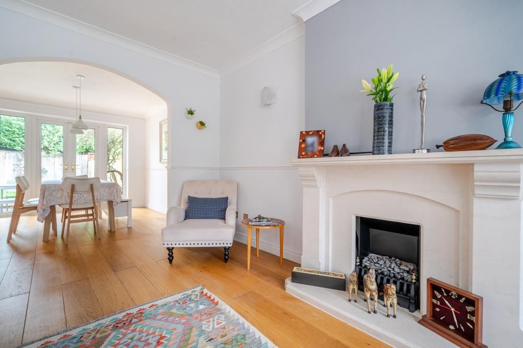 Property photo 3 of 22 Living/Dining Area