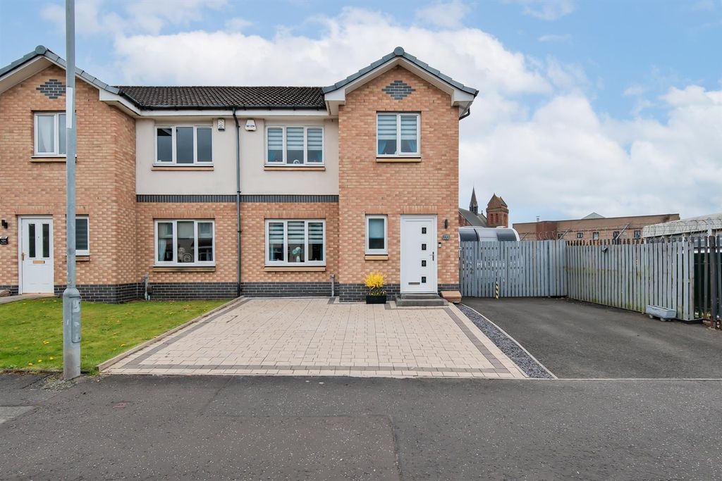 Property photo 2 of 42 002-133 Roman Road, Motherwell, ML1 1Ea.Jpg