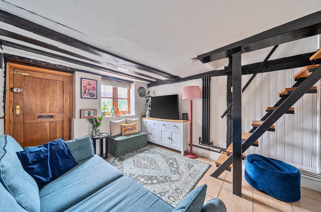 Property photo 3 of 23 1406063-12-698234...