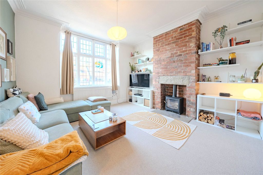 Property photo 2 of 11 Picture No. 01