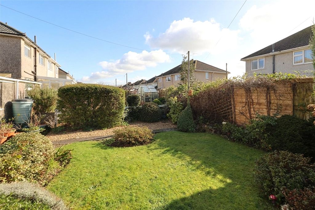 Property photo 2 of 11 Picture No. 04