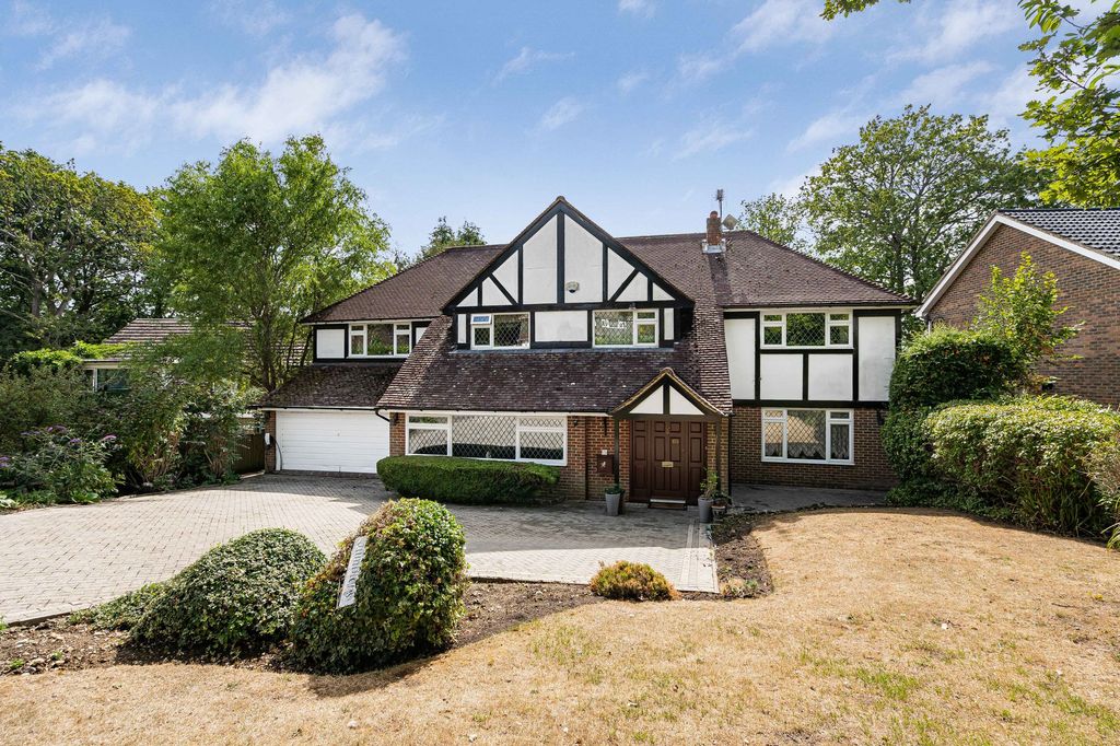 Property photo 1 of 45