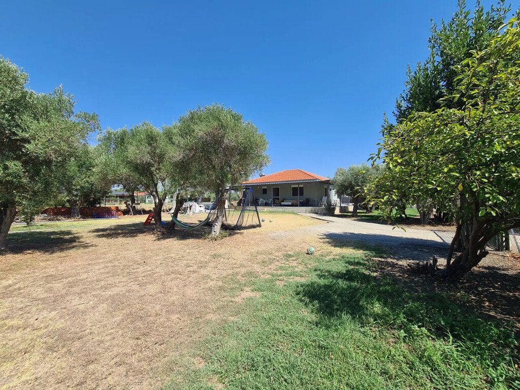 Property photo 1 of 24 For Sale Detached House 77 m² In Chalkidiki