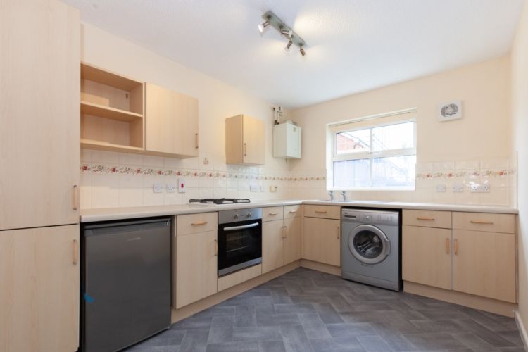 Property photo 2 of 7 252611-Std