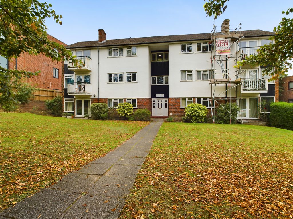 Property photo 1 of 11