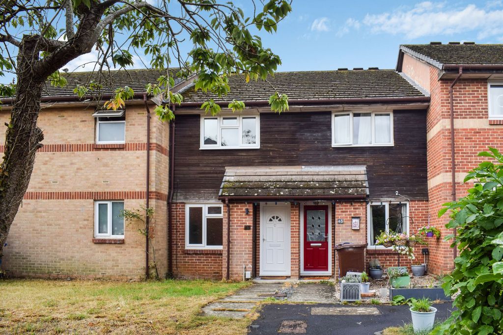 Property photo 1 of 8
