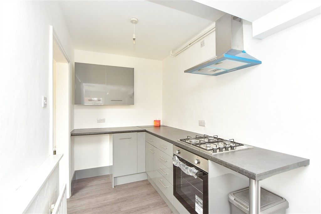 Property photo 3 of 14 Kitchen