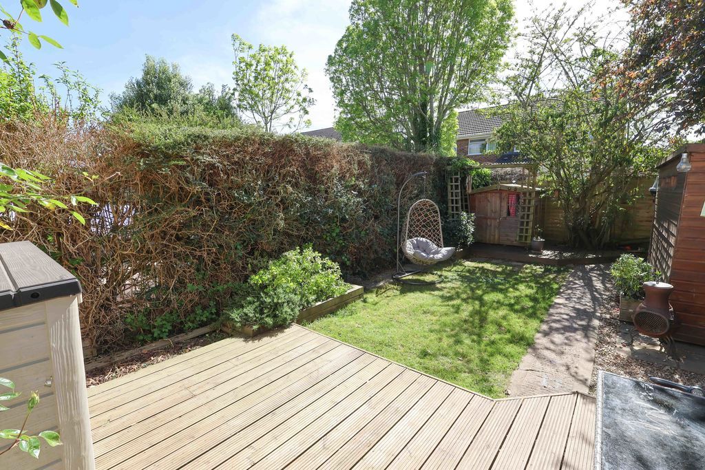 Property photo 3 of 17 Garden