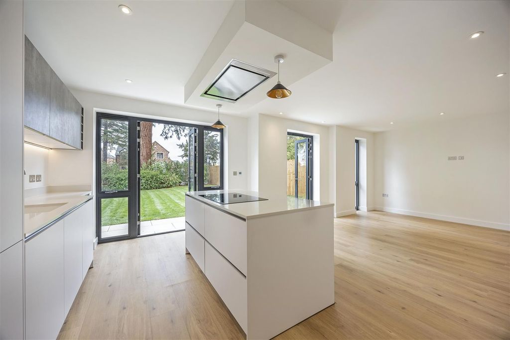 Property photo 2 of 16 Sketch_Ph29_6275779.Jpg