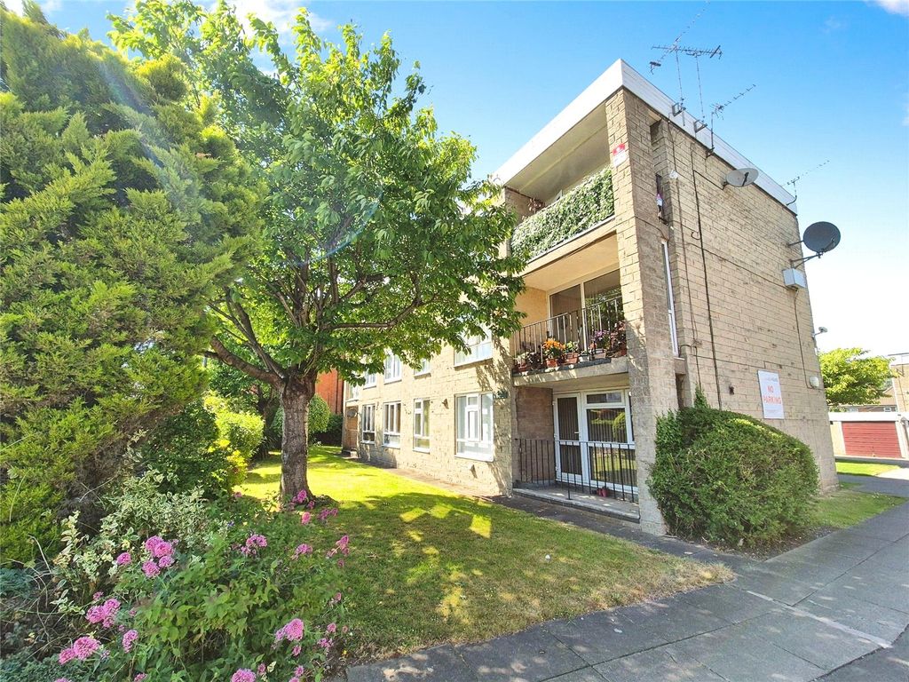 Property photo 2 of 14 Picture No. 01