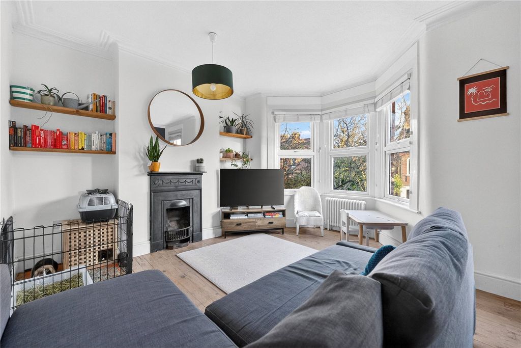 Property photo 2 of 17 Picture No. 05