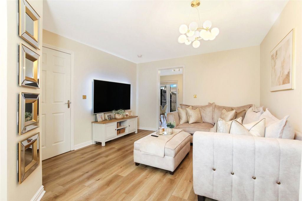 Property photo 2 of 23 Picture No. 02