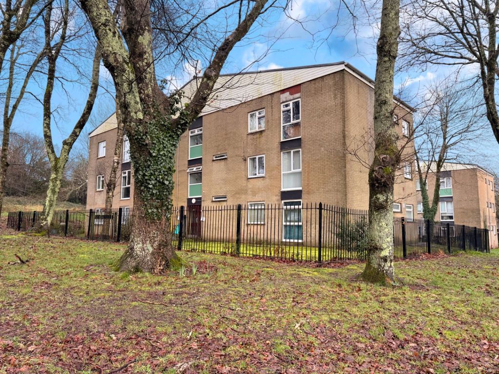 Property photo 1 of 18 4879801