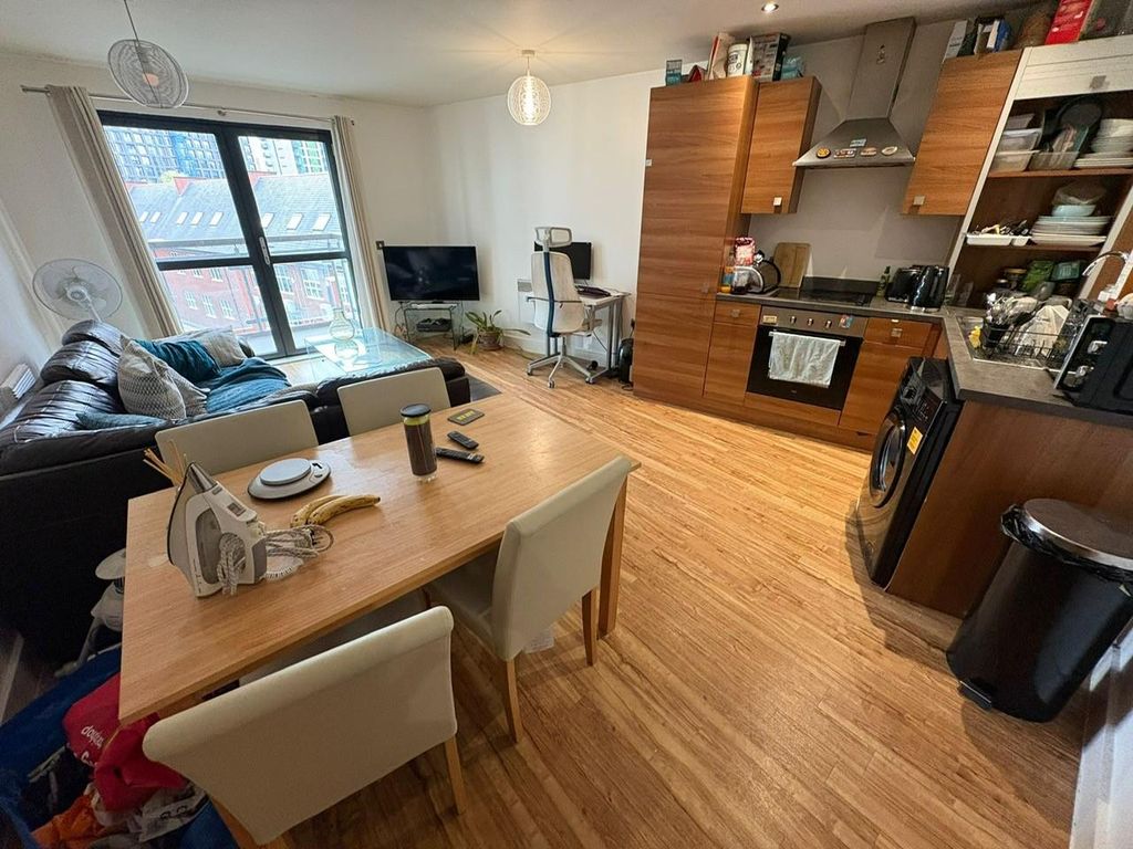Property photo 2 of 12