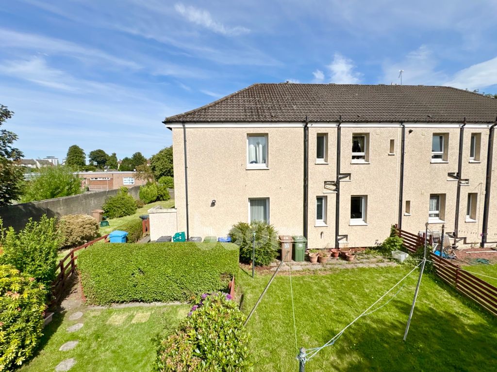 Property photo 3 of 21 Netherhill Road, Paisley Garden