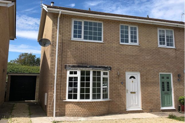 Property photo 1 of 10 External Porthcawl Cf36