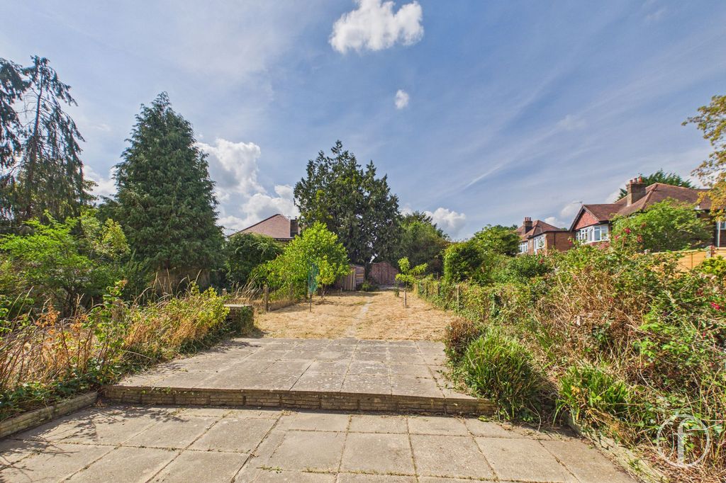 Property photo 2 of 14