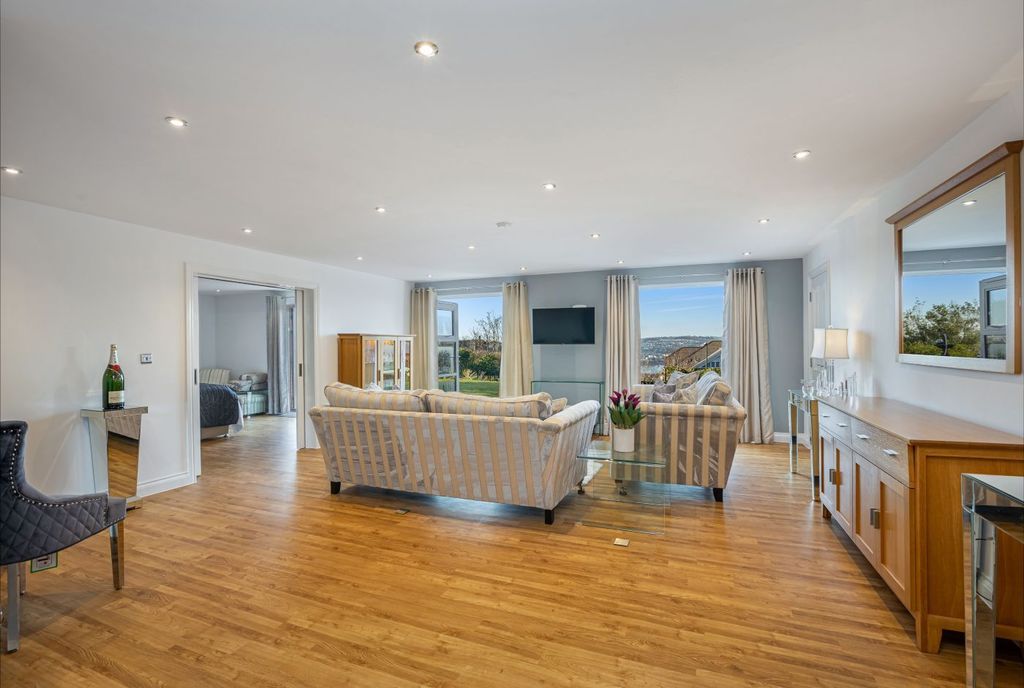 Additional image 14 of 3 bed flat for saleRidgeway Road, Torquay, Devon TQ1