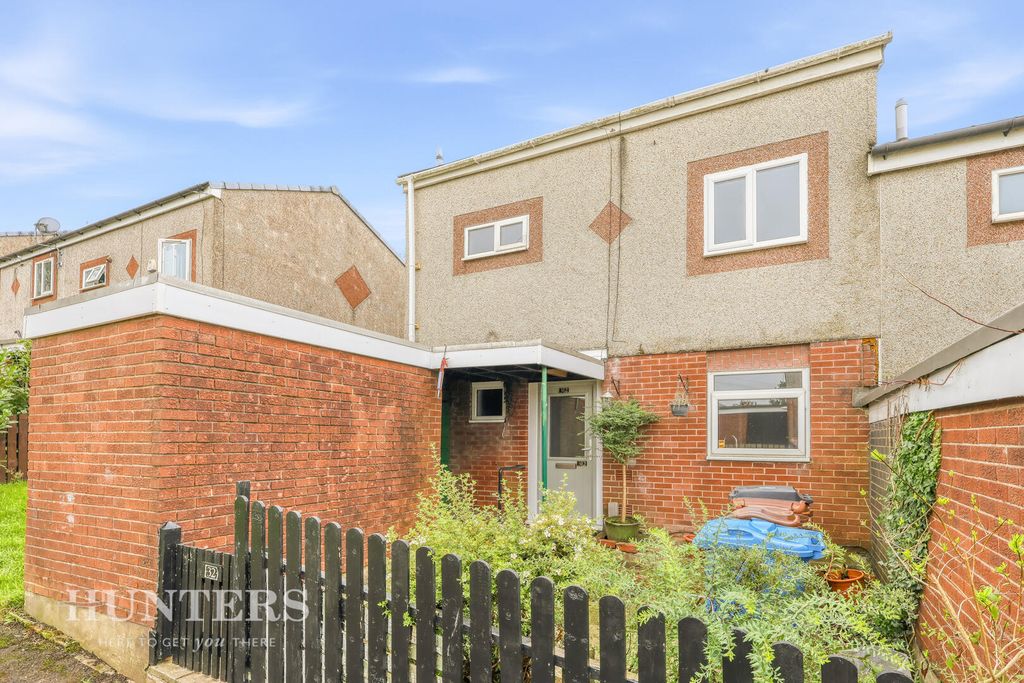 Property photo 1 of 18 Rear Garden
