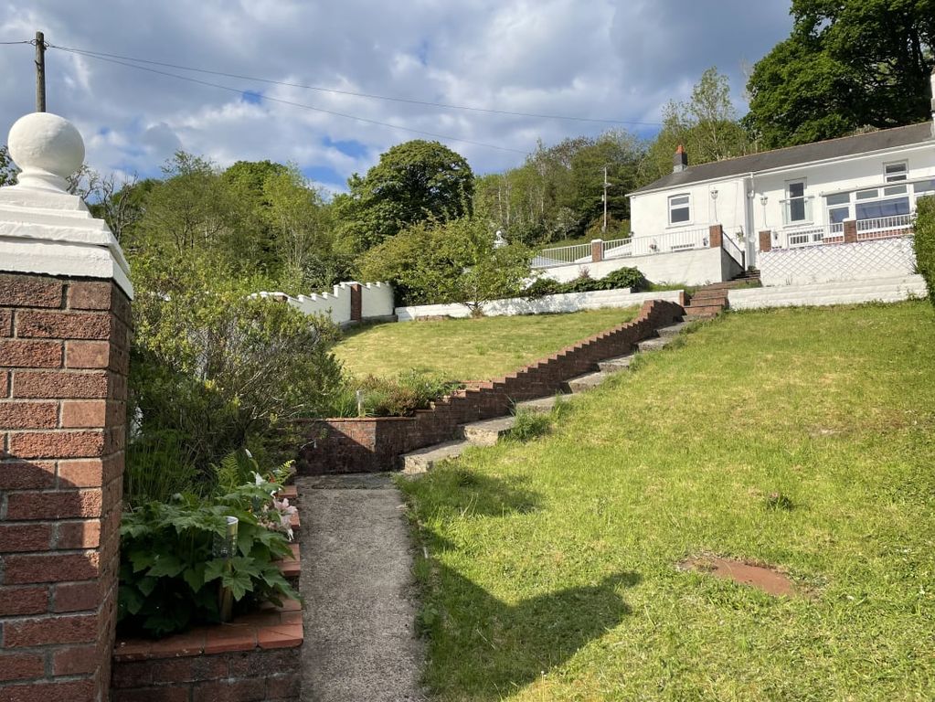 Property photo 1 of 33