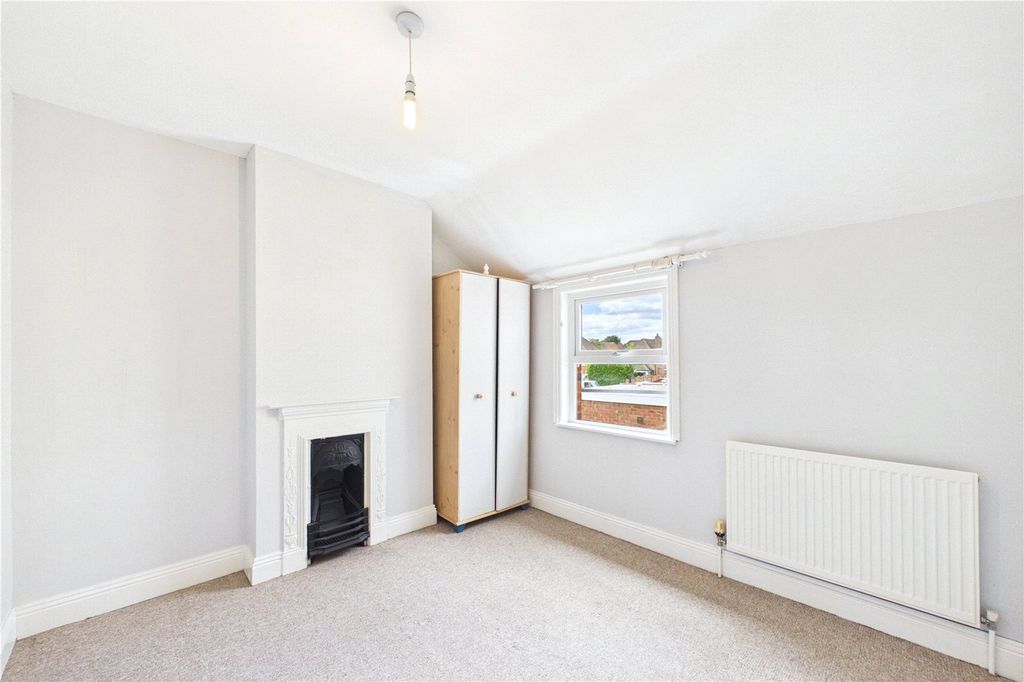 Property photo 2 of 17 Picture No. 05