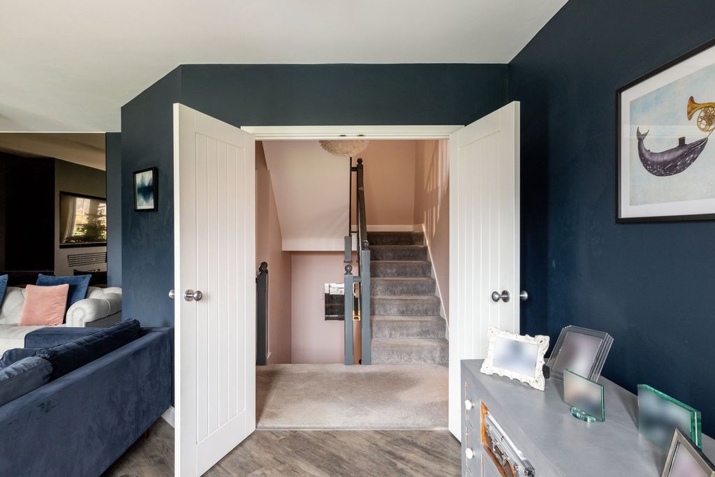 Additional image 4 of 4 bed detached house for saleKingfisher Drive, Haywards Heath, West Sussex RH16