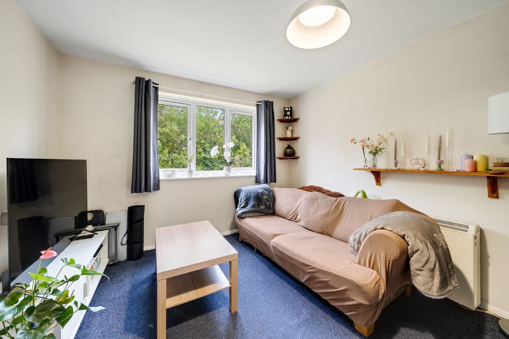 Property photo 2 of 12 3361124