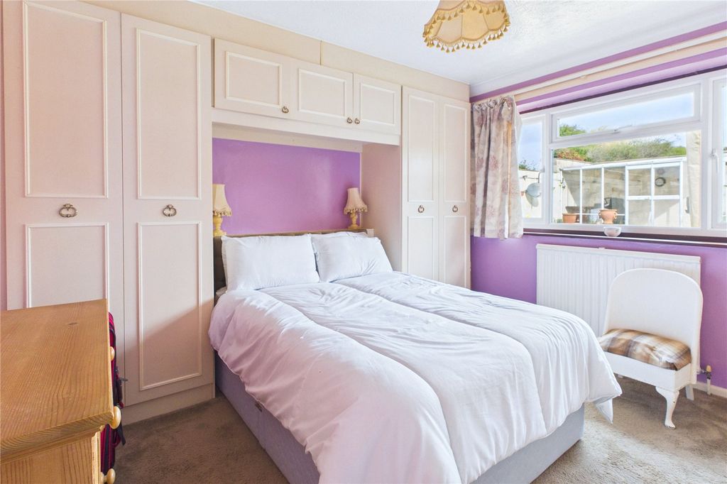 Property photo 2 of 21 Picture No. 05