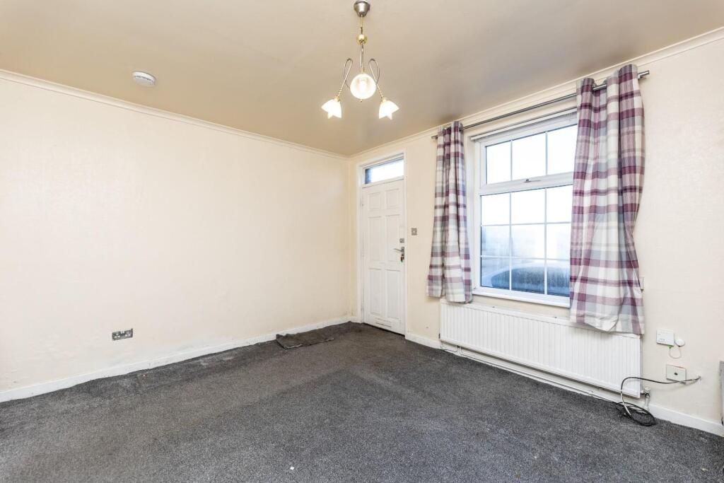 Property photo 2 of 13 Image 1