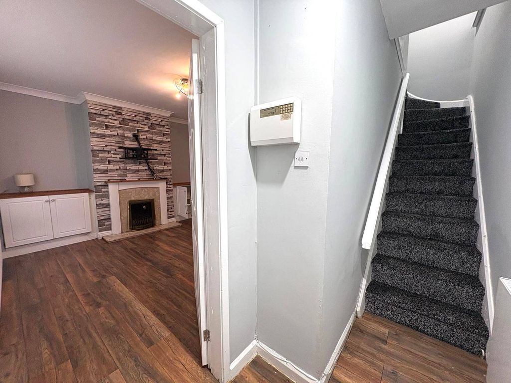 Property photo 2 of 13 Gallery