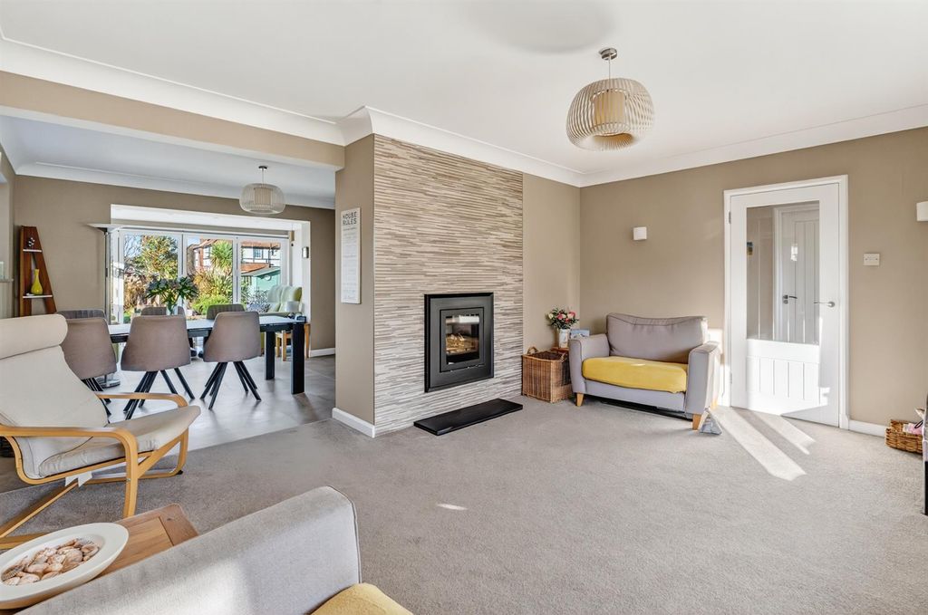 Property photo 2 of 32 32 Harsfold Road Final-41.Jpg