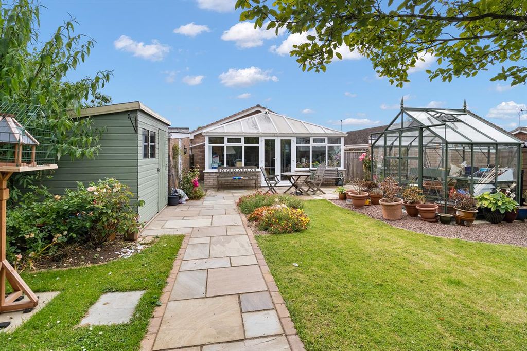 Property photo 2 of 14 Photo 10
