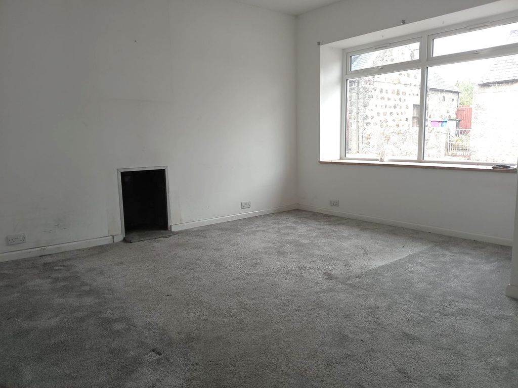Property photo 2 of 16 2.