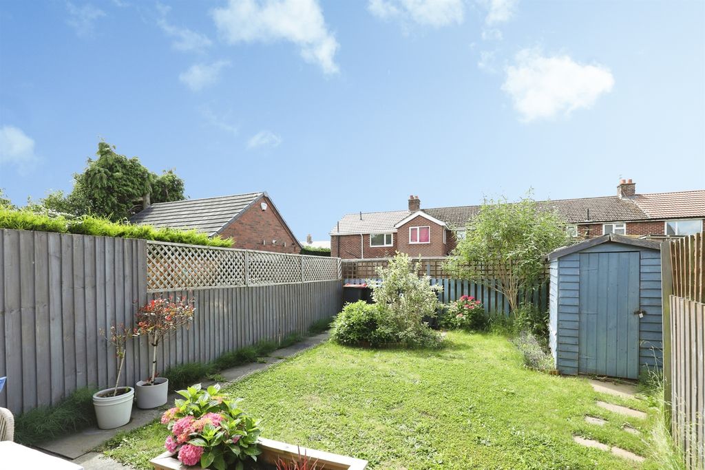 Property photo 2 of 18