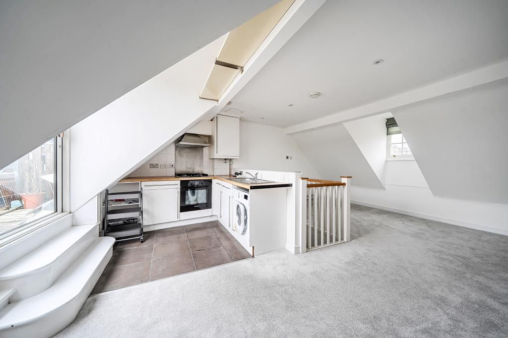 Property photo 3 of 16 Kitchen/Living Room
