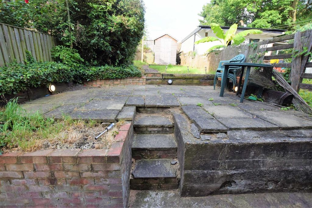 Property photo 2 of 7