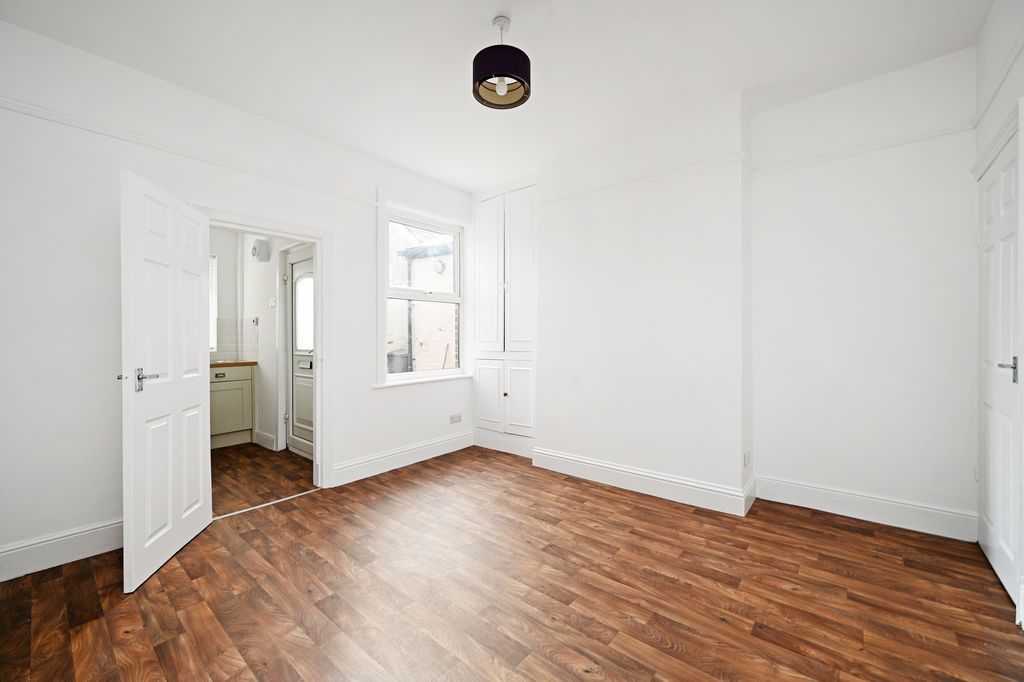 Property photo 1 of 24 Dining Room