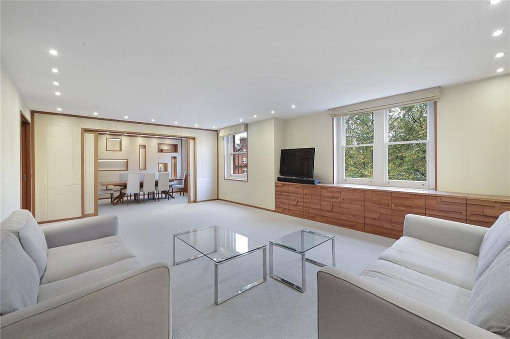 Property photo 1 of 9 Reception Room