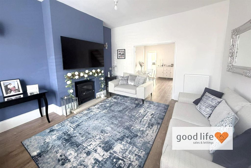 Property photo 2 of 7 Original-1744F838-6Dda-42D4-A79B-1Ae714B5CD1C12A S