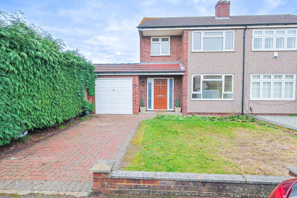 Property photo 1 of 25