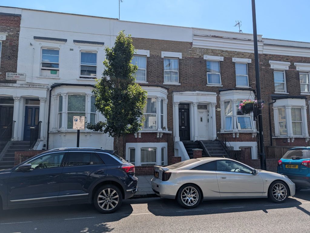 Property photo 1 of 18