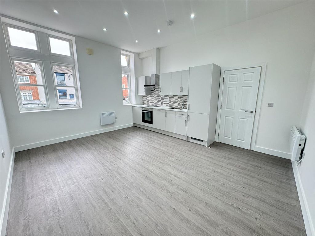 Property photo 2 of 11 Img_1584.Jpg