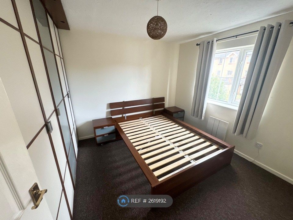 Property photo 2 of 8