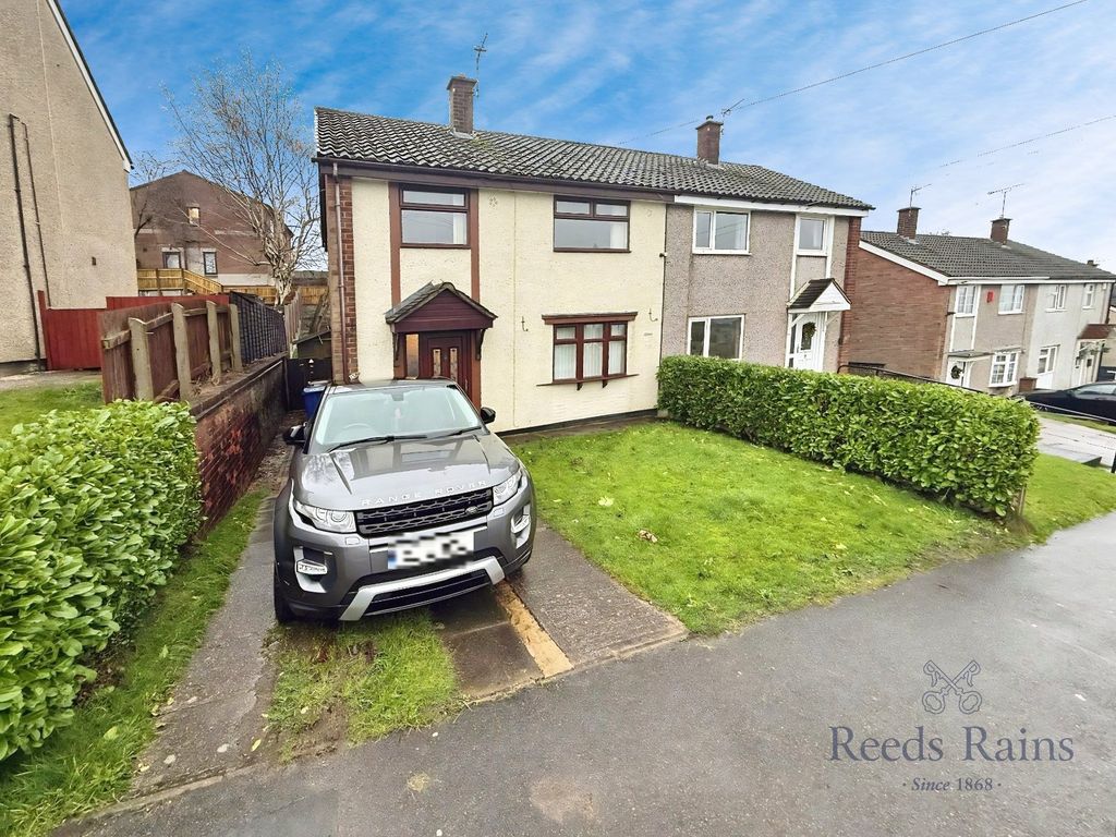 Property photo 1 of 11 Front