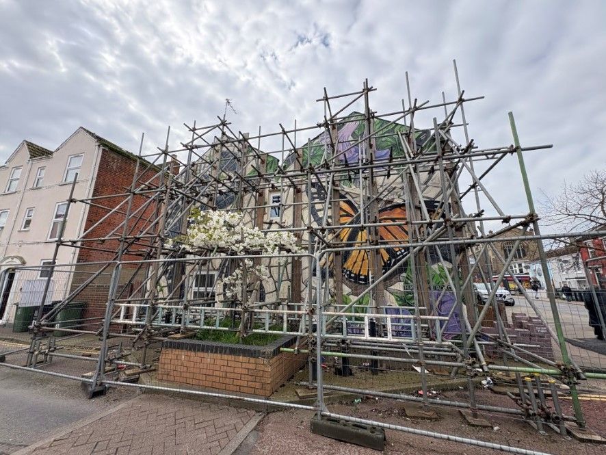 Property photo 3 of 17