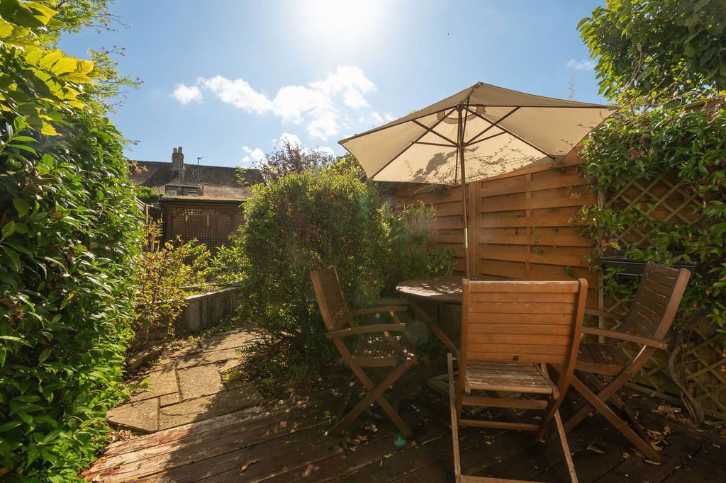 Property photo 3 of 14