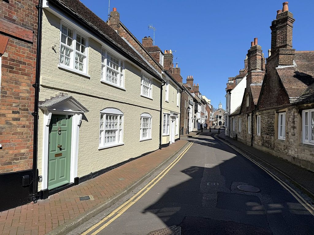 Property photo 1 of 36