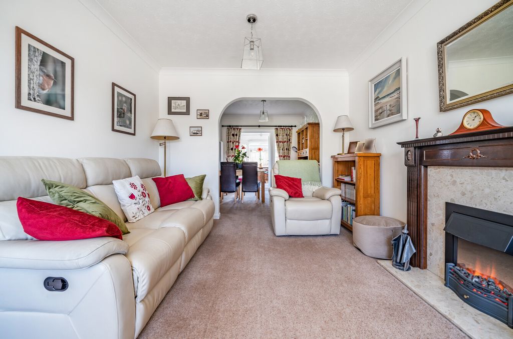 Property photo 3 of 23 12534433