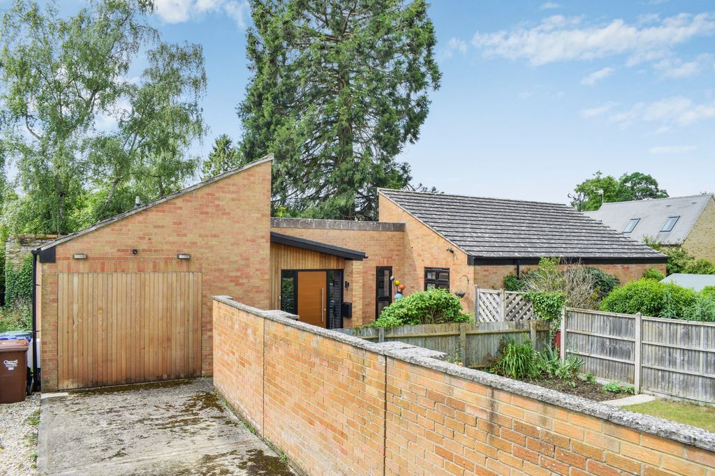 Property photo 1 of 18